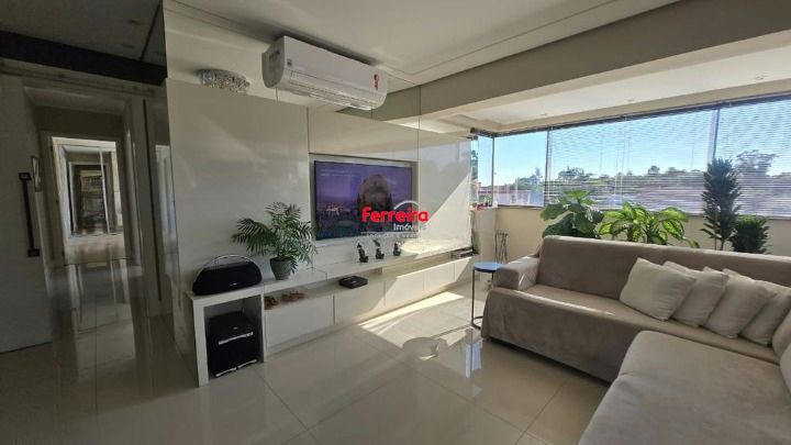 Apartamento com 3 quartos, 2 vagas, elevador e piscina no bairro Sarandi