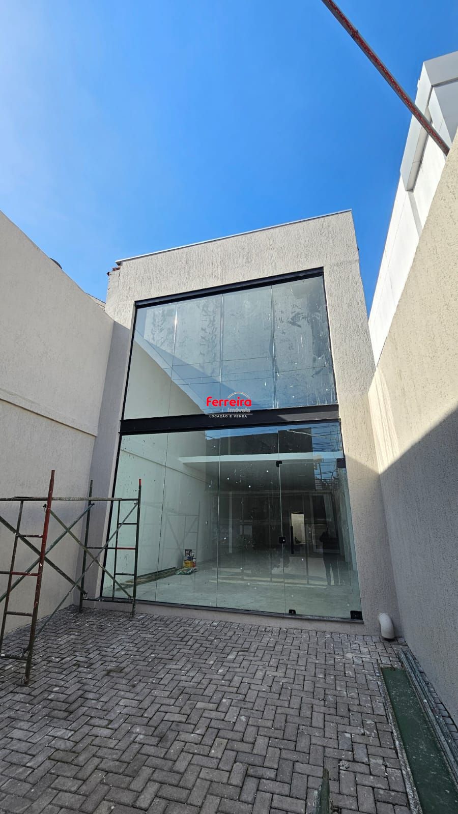 Loja Nova com 194m² na Av. Cristóvão Colombo Moinhos de Vento