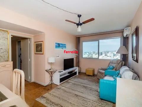 Apartamento de 2 quartos, elevador no Centro Histórico Porto Alegre.