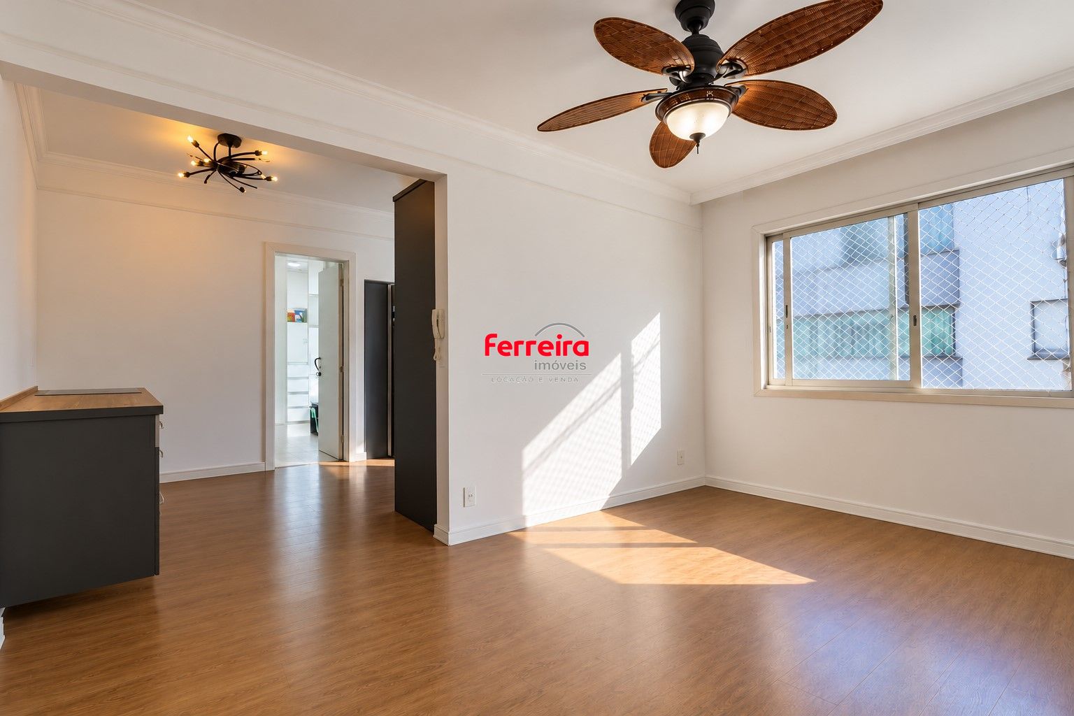 Apartamento 3 Quartos, 2 Suítes, com Elevador  e 1 vaga coberta no Petropolis