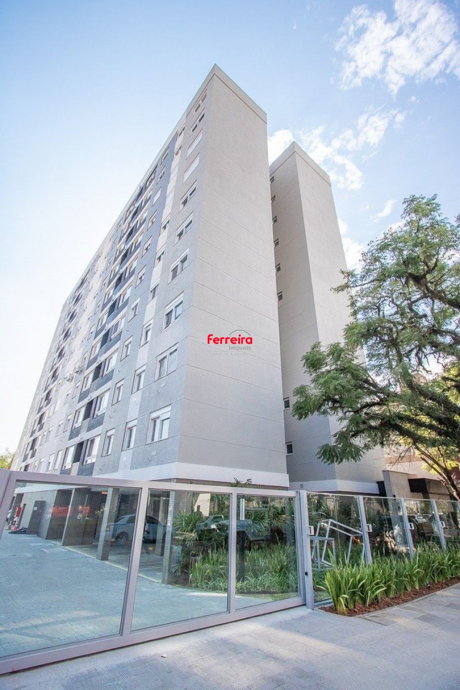 Apartamento de 2 dormitórios, e 1 vaga de garagem no Bairro são Joao/Poa.