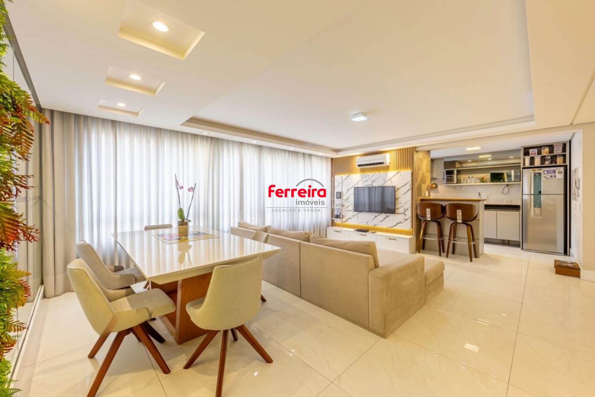 Apartamento 3 quartos, vaga, elevador e churrasqueira no bairro Petrópolis