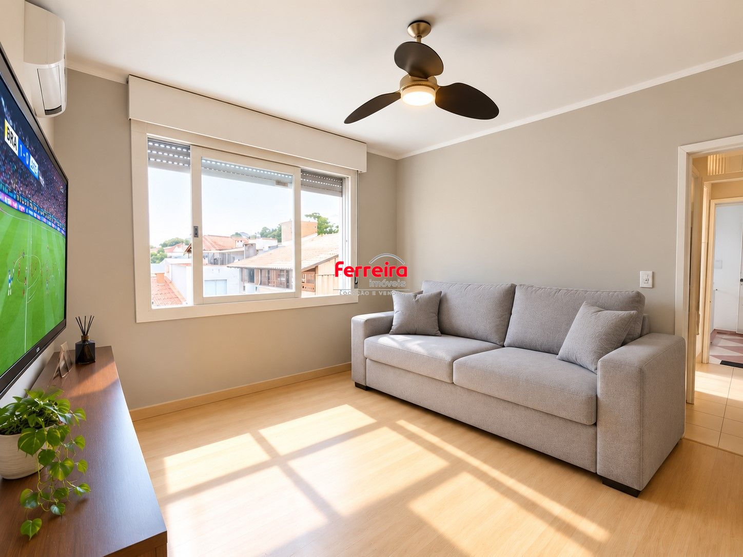 Apartamento semi mobiliado de 1 quarto e 1 vaga coberta no bairro Higienópolis