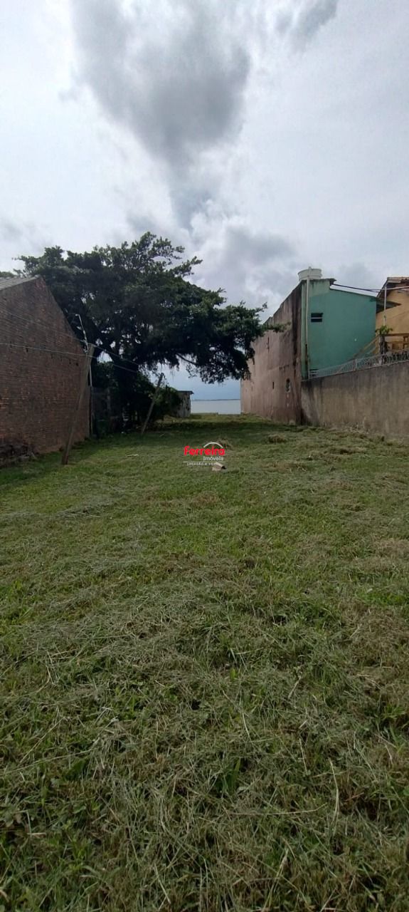 Terreno em Tramandaí com rampa de acesso a Lagoa