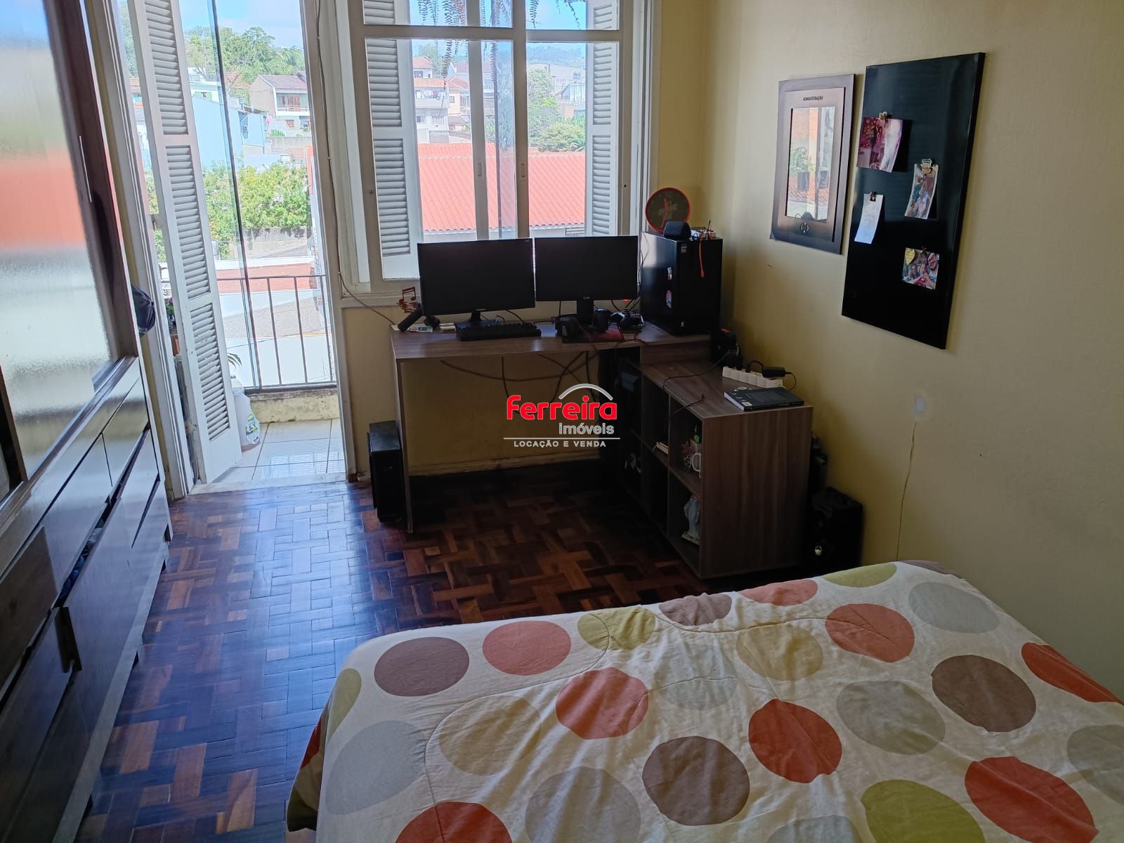 Belo apartamento no Bairro Glória