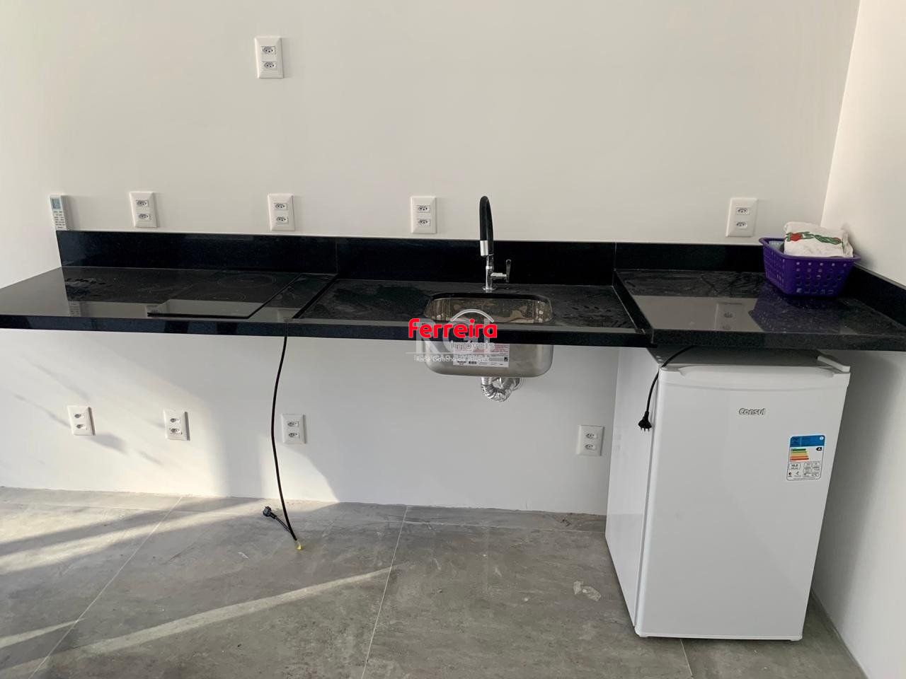 Sala Comercial, à venda, 25 m², Bom Fim - Porto Alegre — foto 2
