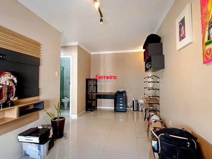 Exelente apartamento dois dormitioros/ cond. Figueiras/ em frente ao Canoas Shopping/ 2°andar