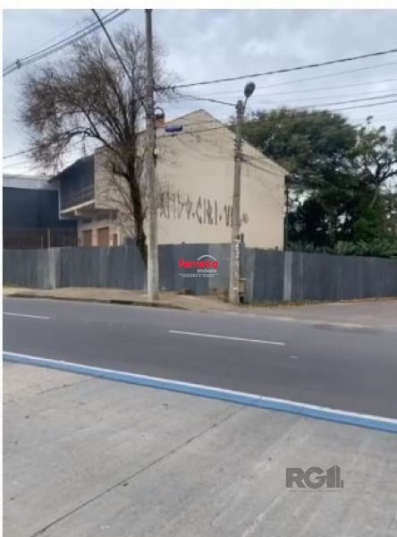 Terreno em Porto Alegre, no bairro Teresópolis, à venda.