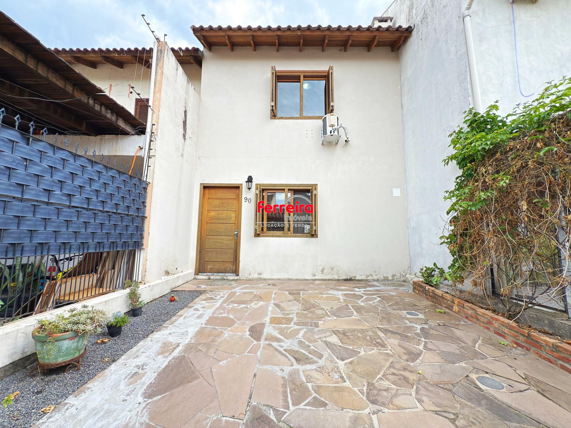 Sobrado 2 quartos à venda, 70m², Aberta dos Morros - Porto Alegre