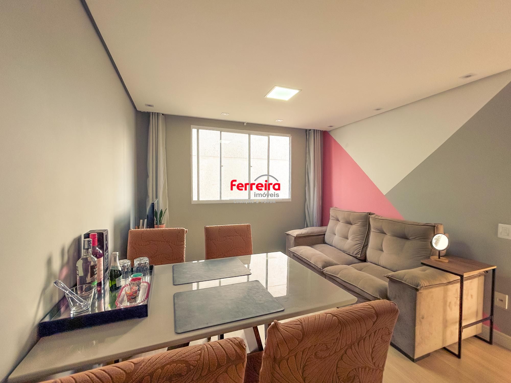 Lindo Apê de 2 Quartos Reformado e Mobiliado – Pronto para Morar!