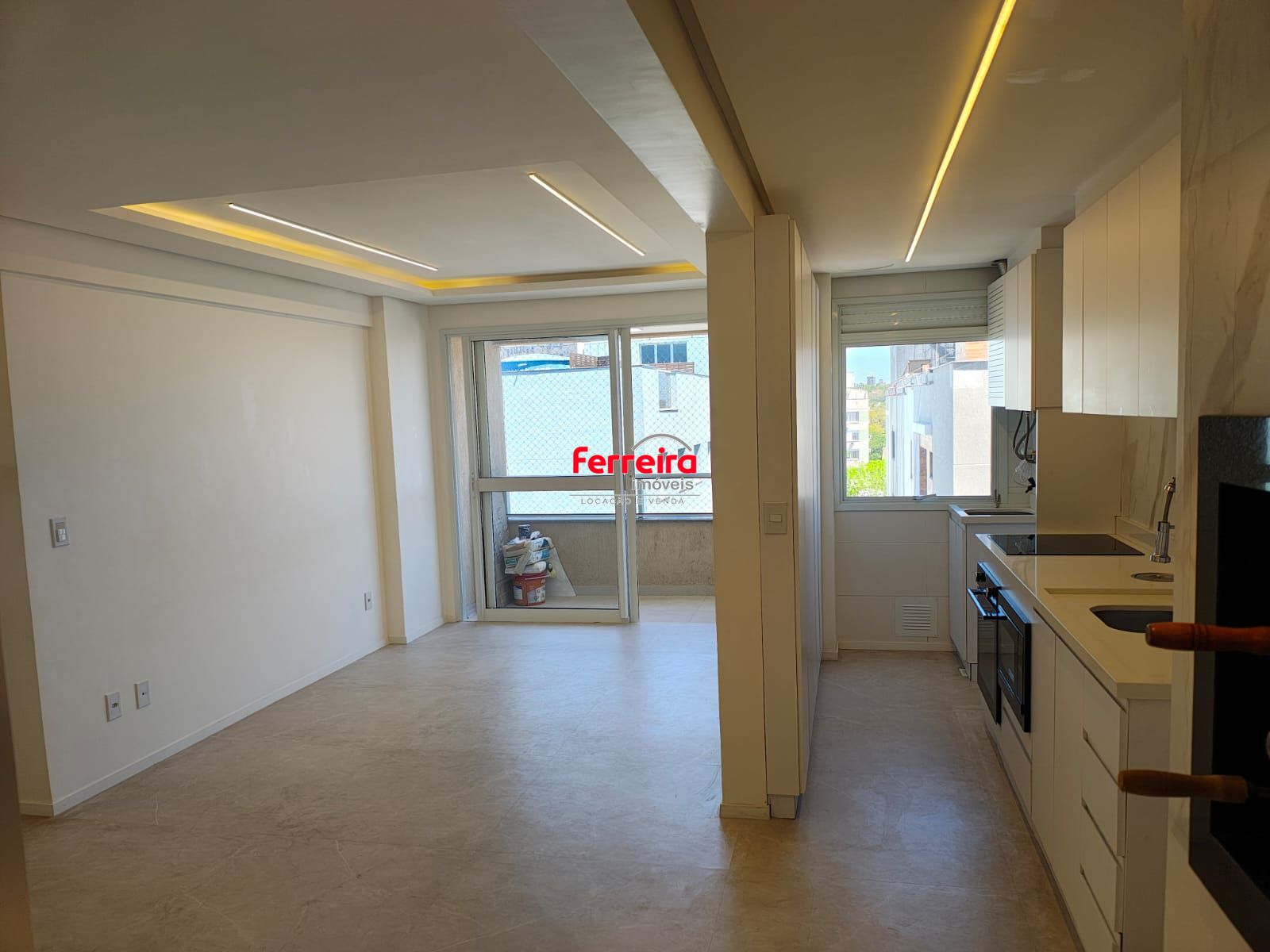 Apartamento 3 dormitórios com sacada