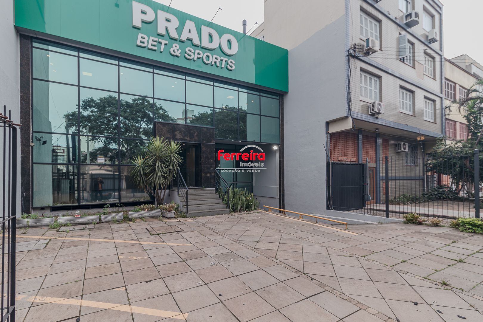 Prédio Comercial, à venda, 650 m², São João - Porto Alegre — foto 3