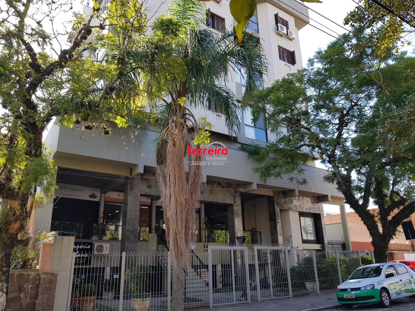 🏢 APARTAMENTO À VENDA – Edifício Palm Beach