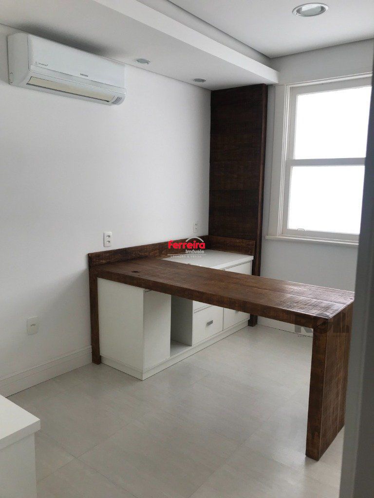 Sala comercial de 48m² no Centro Histórico