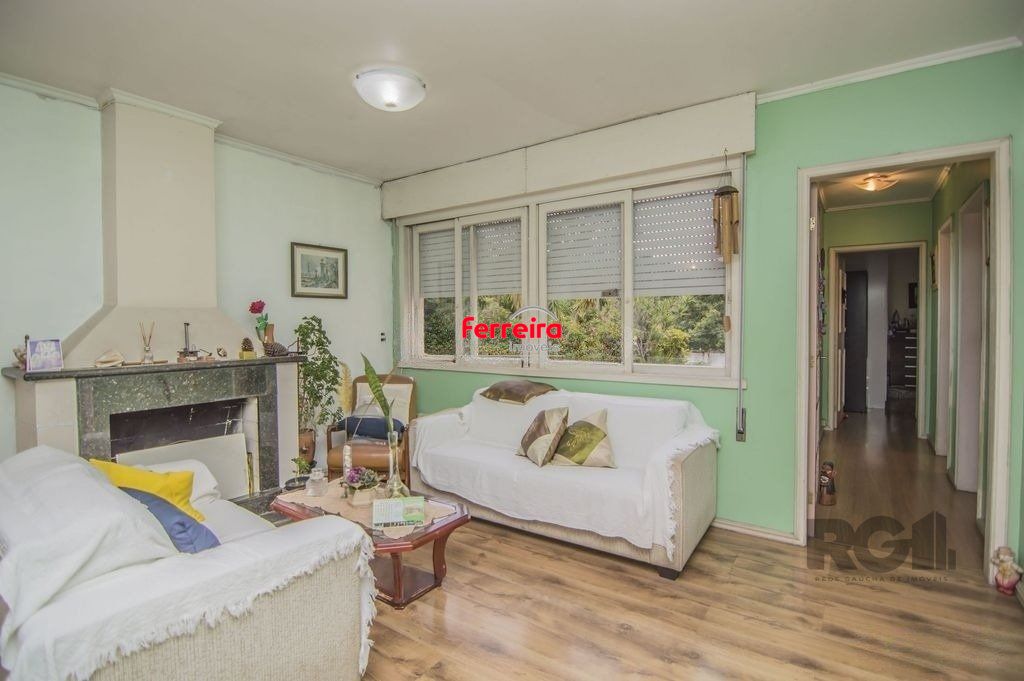 Apartamento 133m² - 3 dormitórios, 1 vaga no bairro Petrópolis