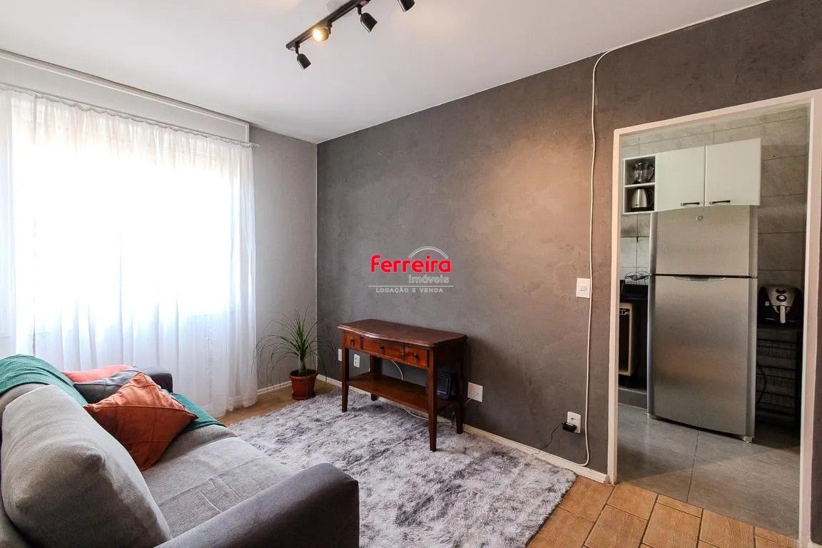 Apartamento Mobiliado, 02 dormitórios, 01 vaga