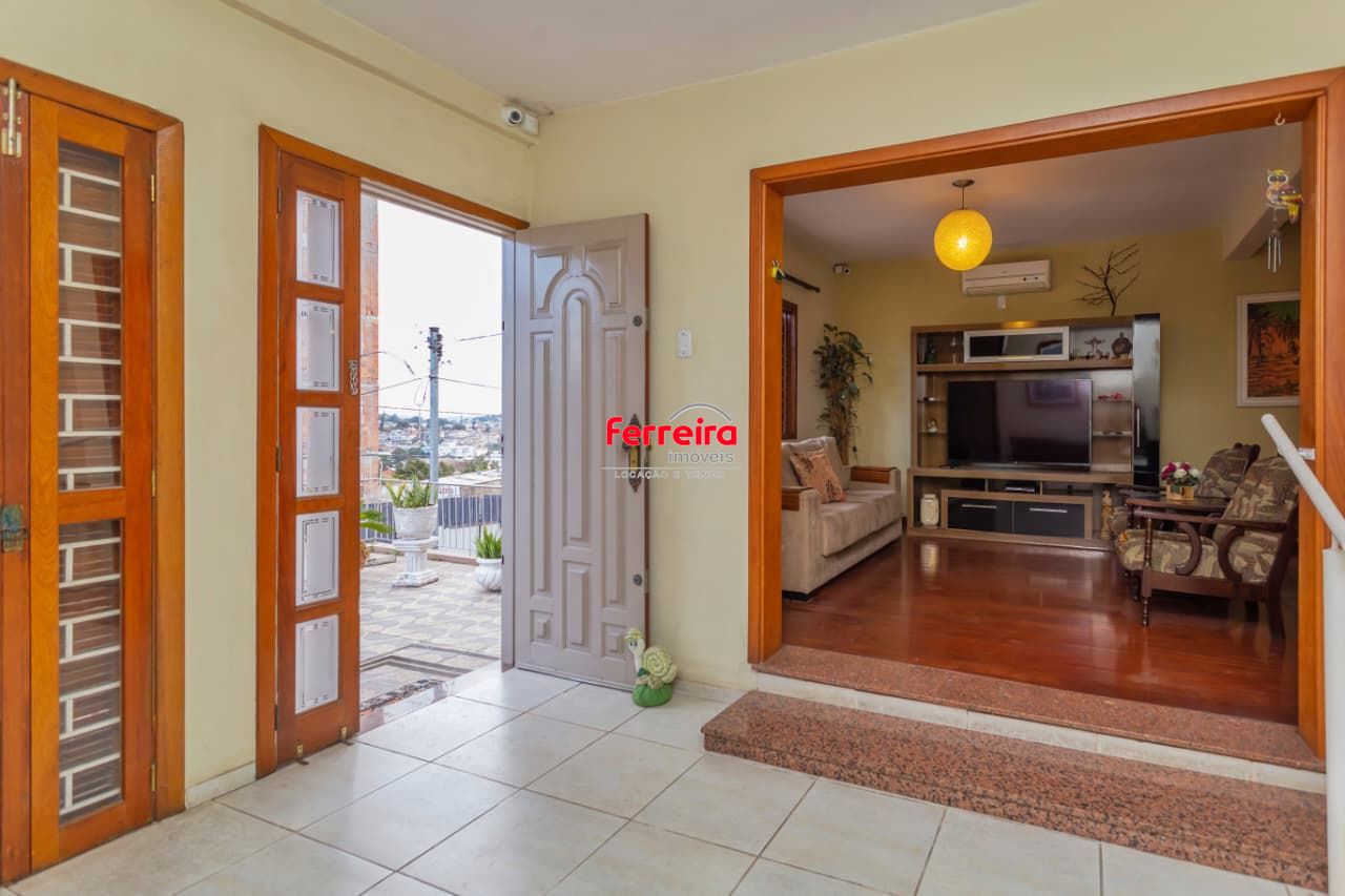 Casa 3 quartos à venda, 140m², Medianeira - Porto Alegre