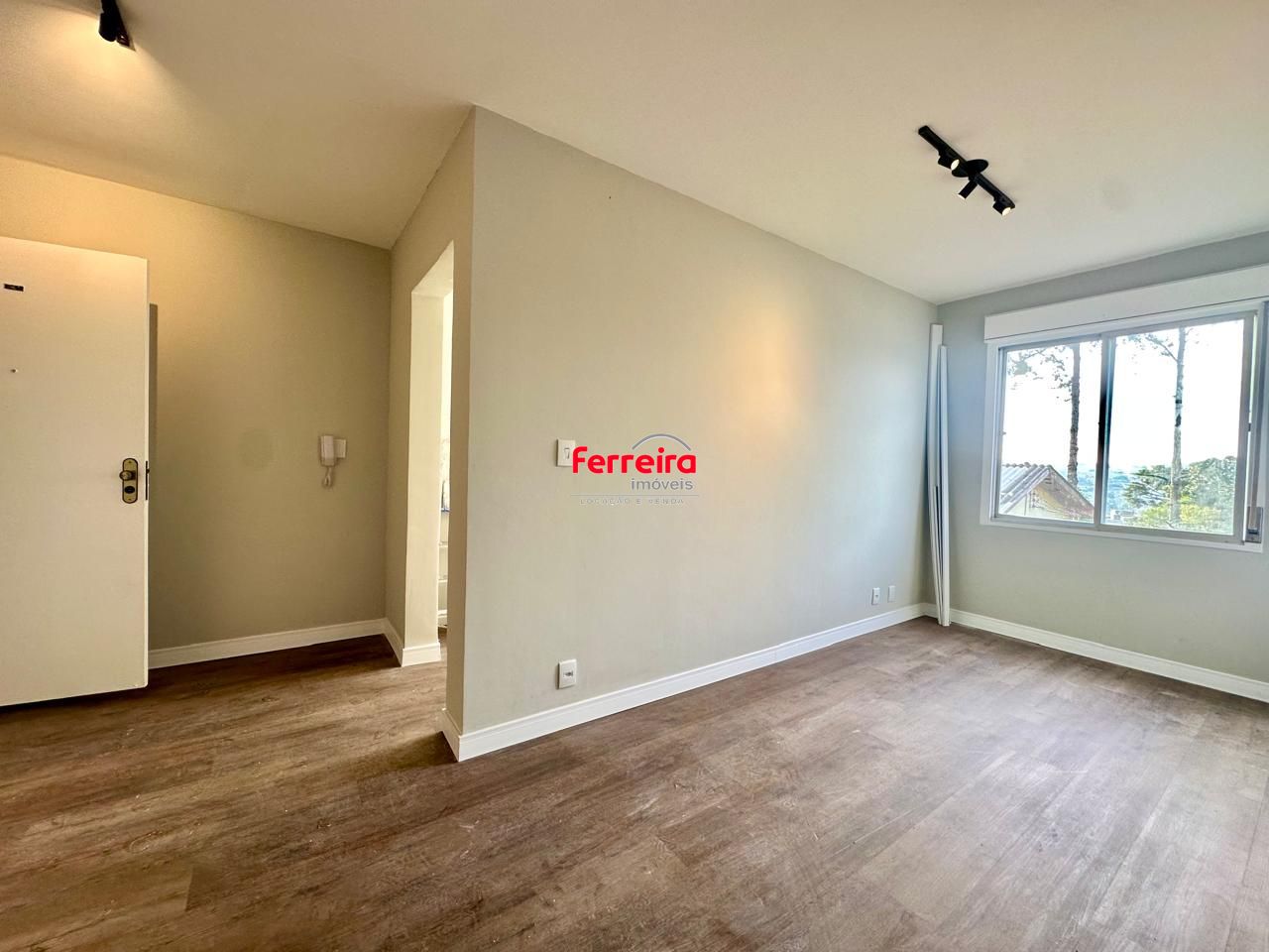 Apartamento totalmente reformado para Venda - 39.37m², 1 dormitório, Nonoai