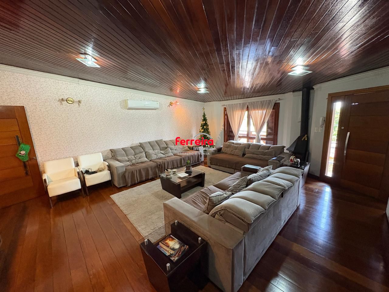 Casa residencial 234m² , 2 dormitórios no bairro Glória