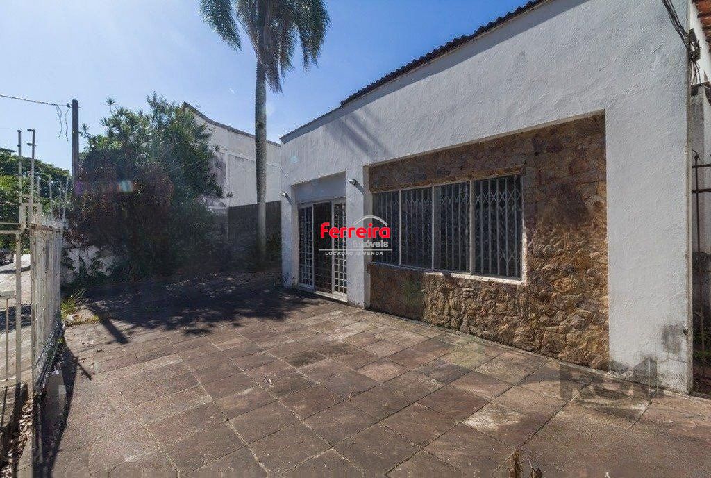 Casa 3 dormitórios no bairro Passo da Areia