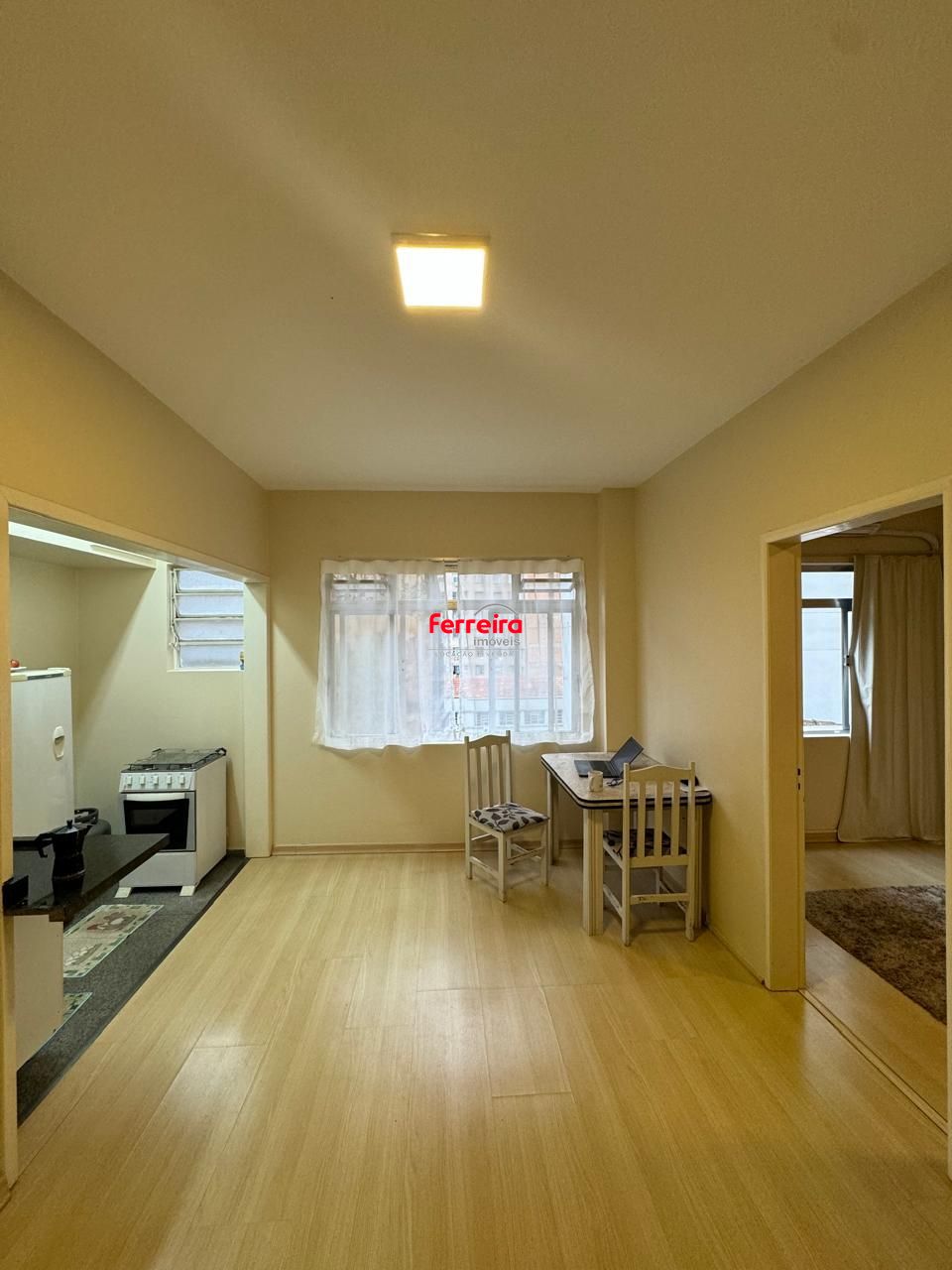Apartamento 1 dormitório com 43 m² no Centro histórico