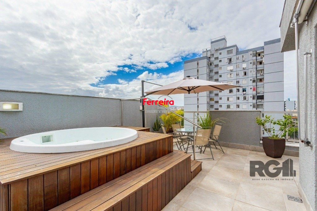 Cobertura para Venda - 191.89m², 3 dormitórios, sendo 1 suites, 1 vaga - Centro Histórico