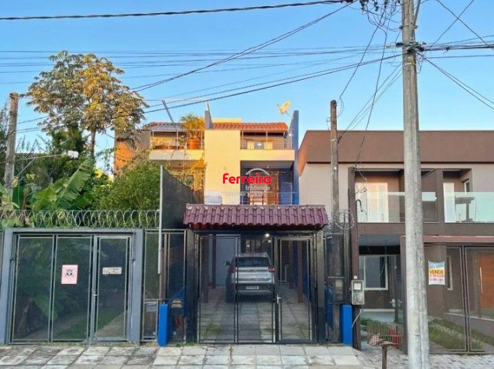 Casa 3 quartos à venda, 16m², Guarujá - Porto Alegre