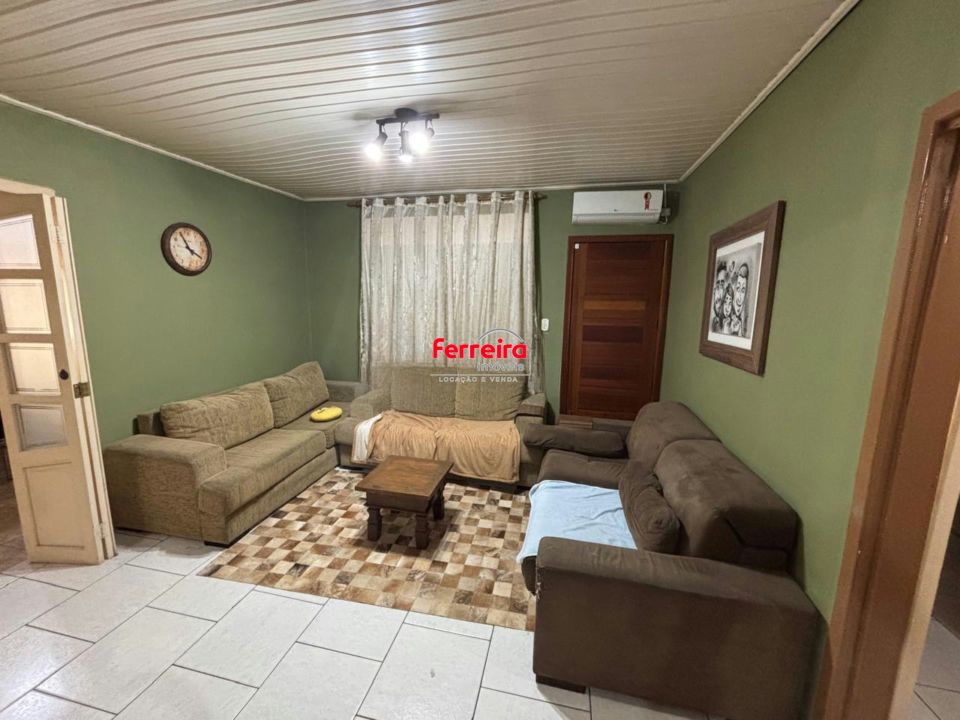 Casa de 3 dormitórios à venda no Bairro Rubem Berta - Porto Alegre
