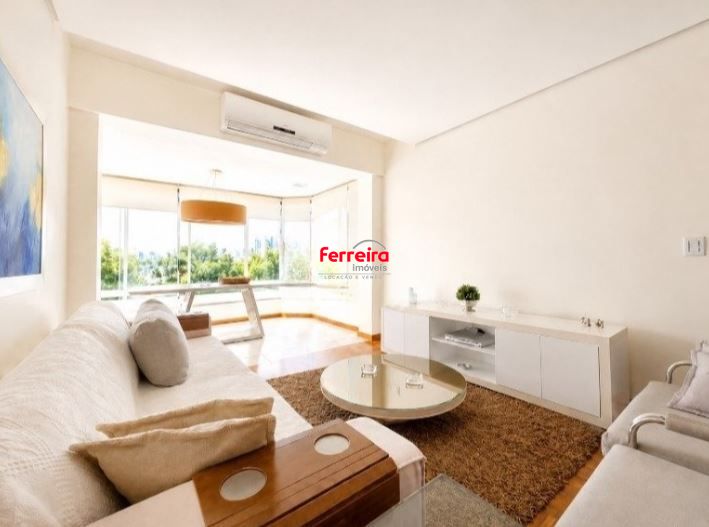 Apartamento amplo de 02 quartos com suite, 1 vaga no Menino Deus - Porto Alegre /RS