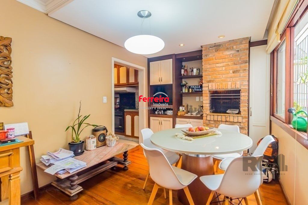 Excelente apartamento de 110m² com 3 dormitórios e 2 vagas.