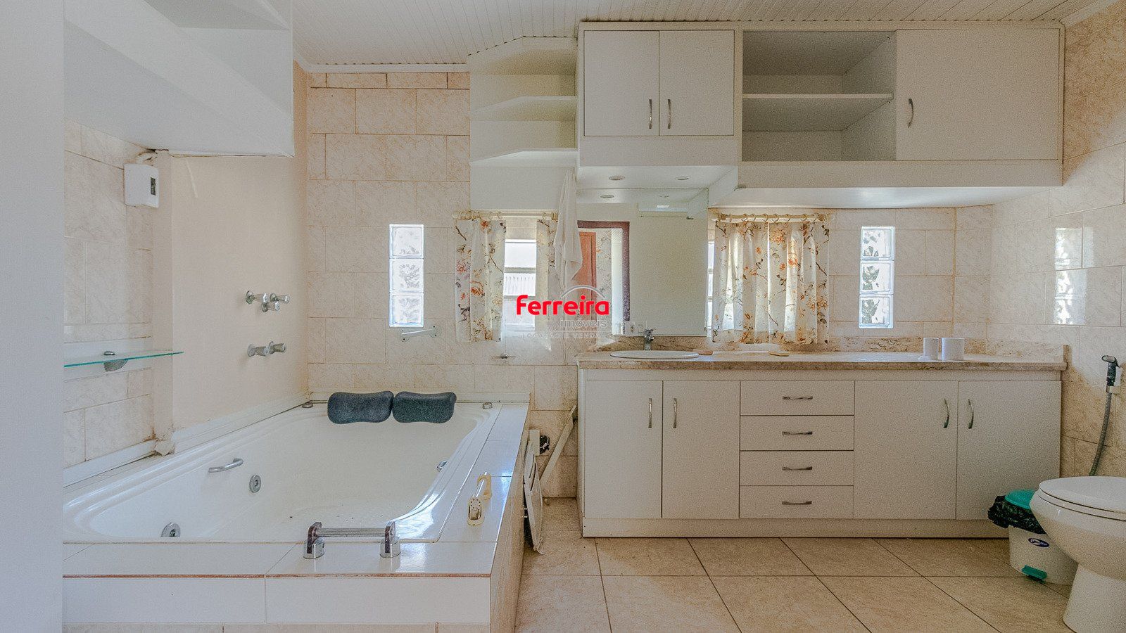 Casa, 4 suítes, à venda, 308 m², Três Figueiras - Porto Alegre — foto 4
