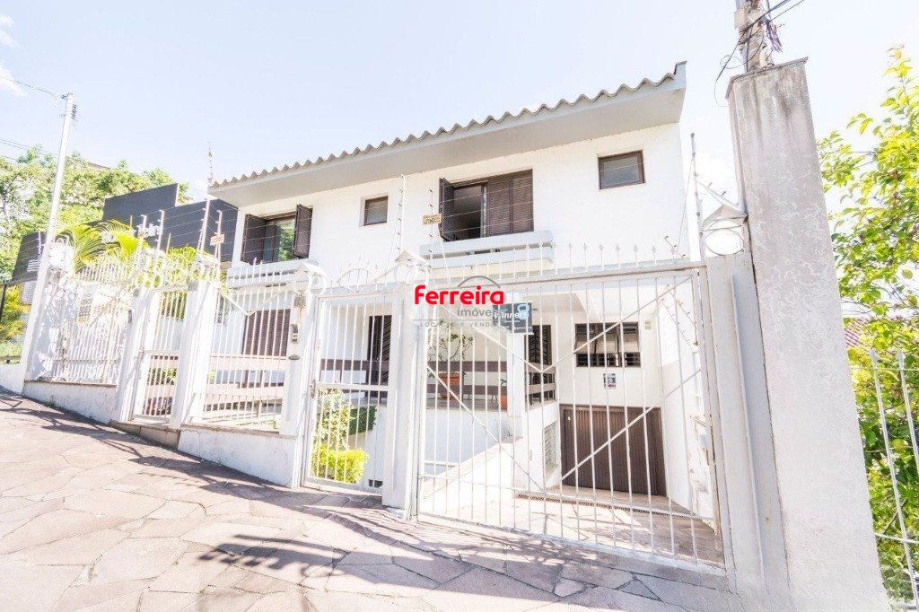 Casa com 333m² no bairro passo da areia