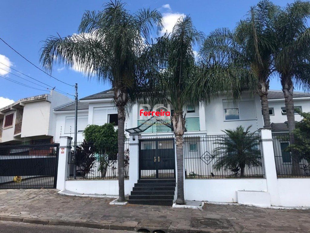 Casa para Venda - 319.25m², 6 dormitórios, sendo 4 suites, 3 vagas - Jardim Floresta