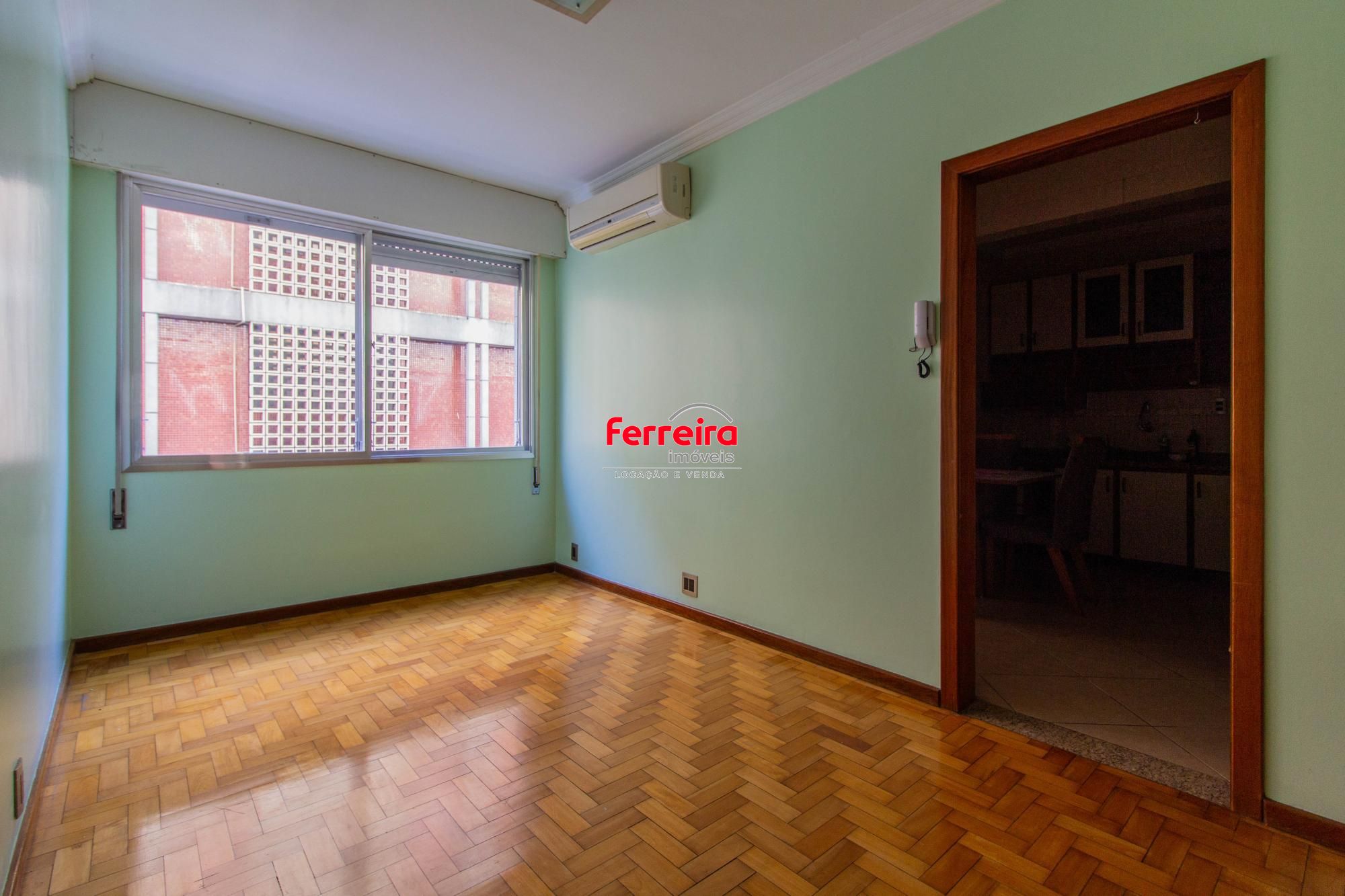 Apartamento de 2 dormitórios no bairro Centro Histórico - Porto Alegre