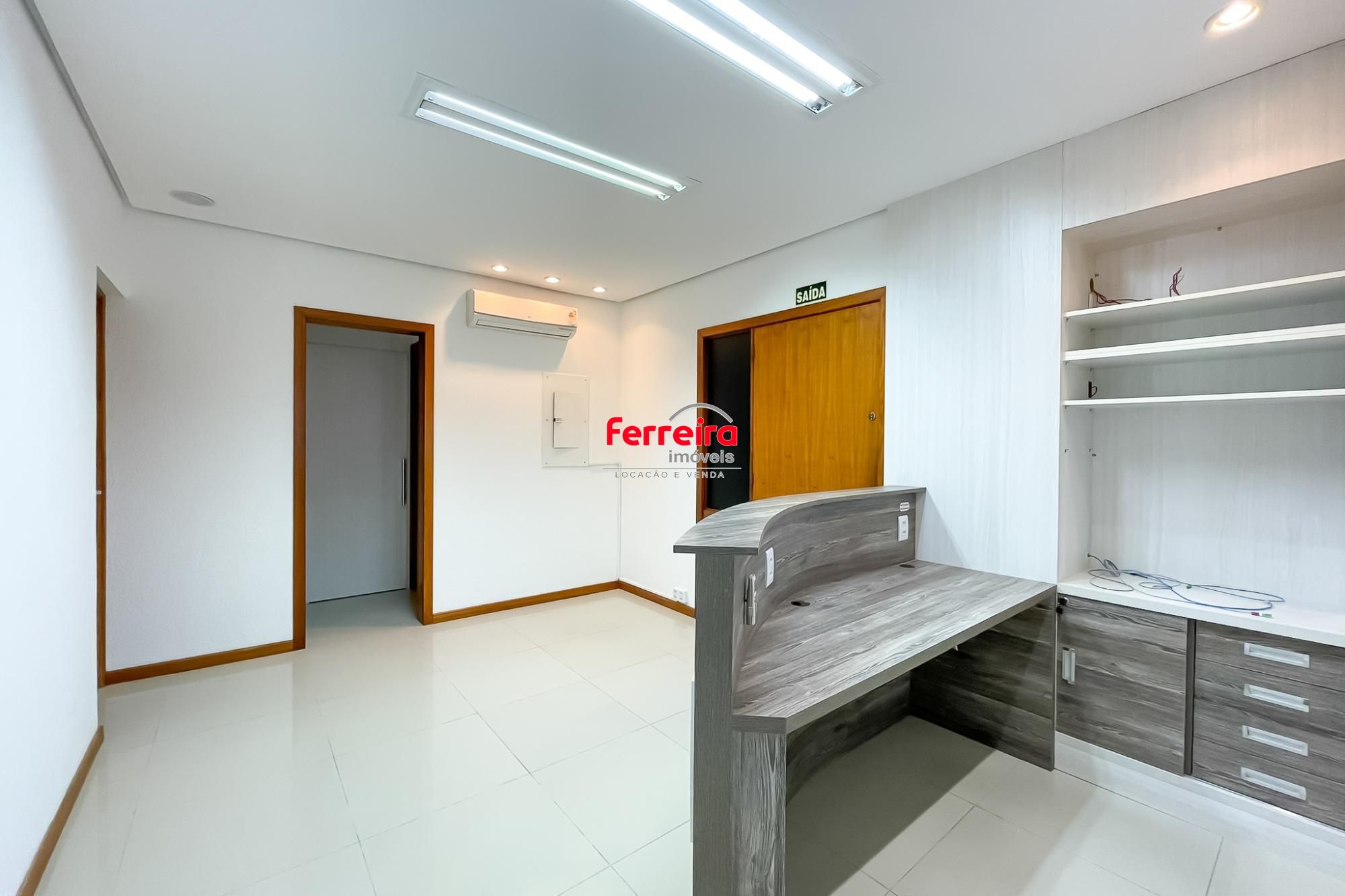 Sala comercial, 2 salas, à venda, 111 m², Santana - Porto Alegre — foto 2