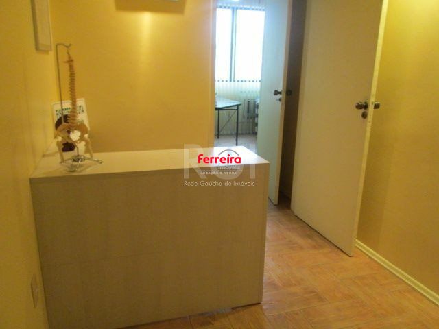 Sala Comercial, à venda, 30 m², São João - Porto Alegre — foto 2