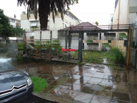 Casa à venda 350 m²  Rua Lagoinha, Petrópolis, Porto Alegre