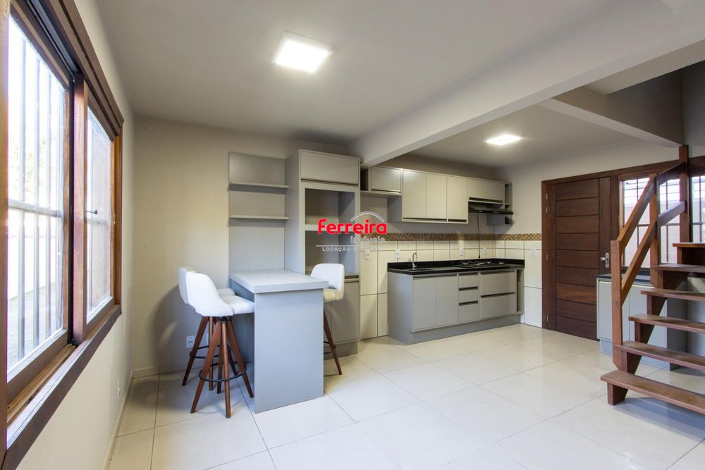 Casa de Condomínio 3 dormitórios no bairro Espirito Santo em Porto Alegre
