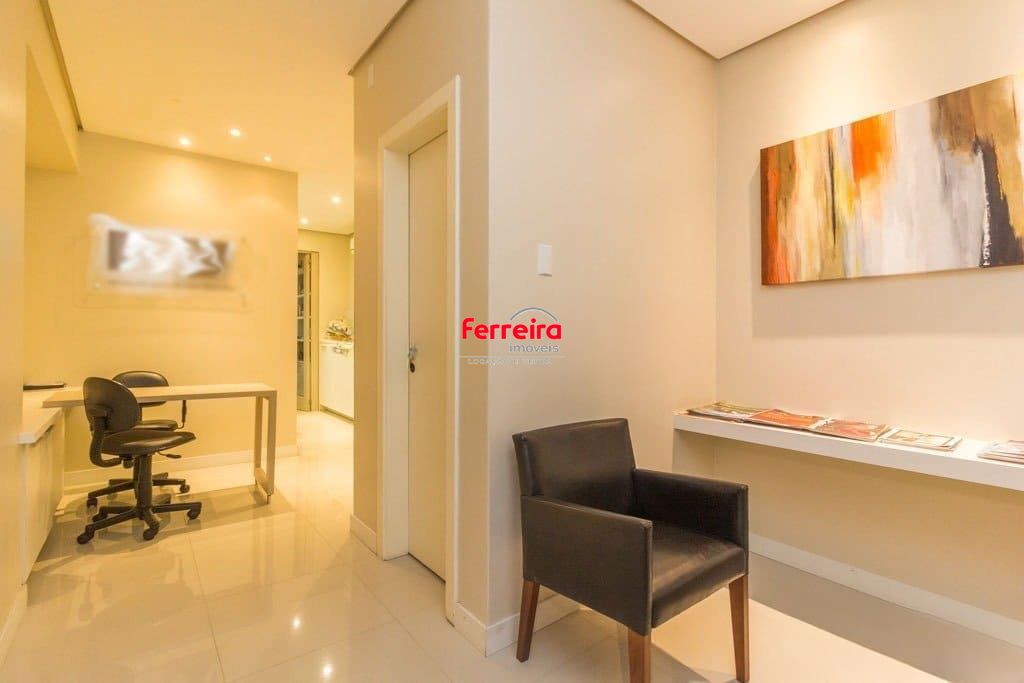 Sala/Conjunto à venda em Petrópolis, Porto Alegre.