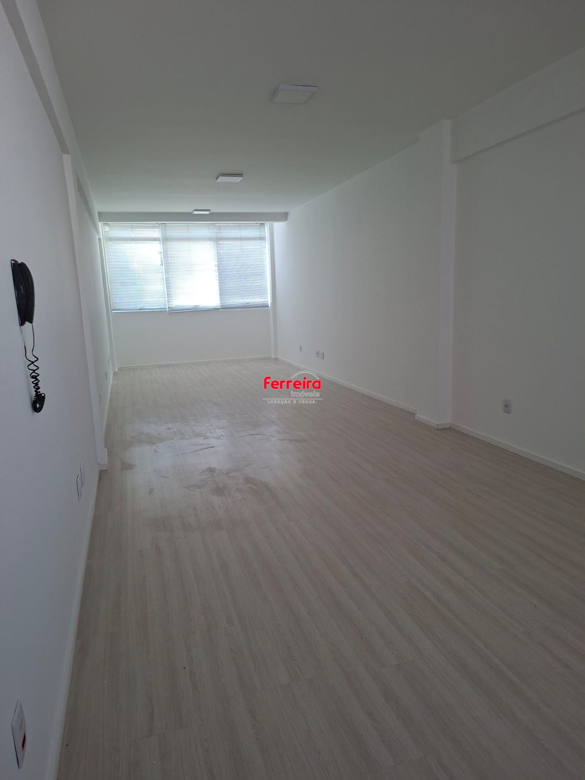 Sala Comercial, 1 sala, à venda, 47 m², Moinhos de Vento - Porto Alegre — foto 4