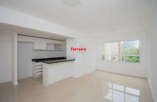 Apartamento com 3 quartos e 75m² à venda em Jardim Carvalho, Porto Alegre.