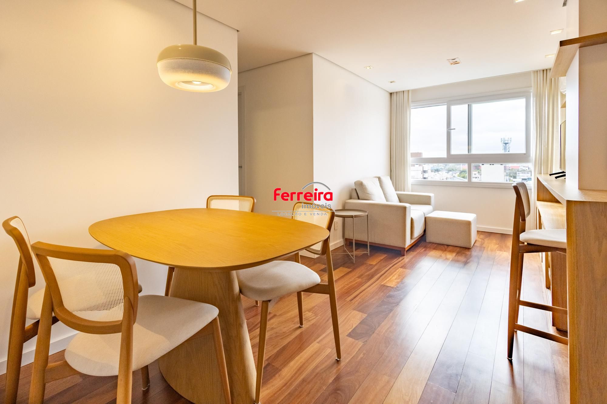 Apartamento 2 dormitórios com suíte, churrasqueira e vista livre no Vivio Lindóia