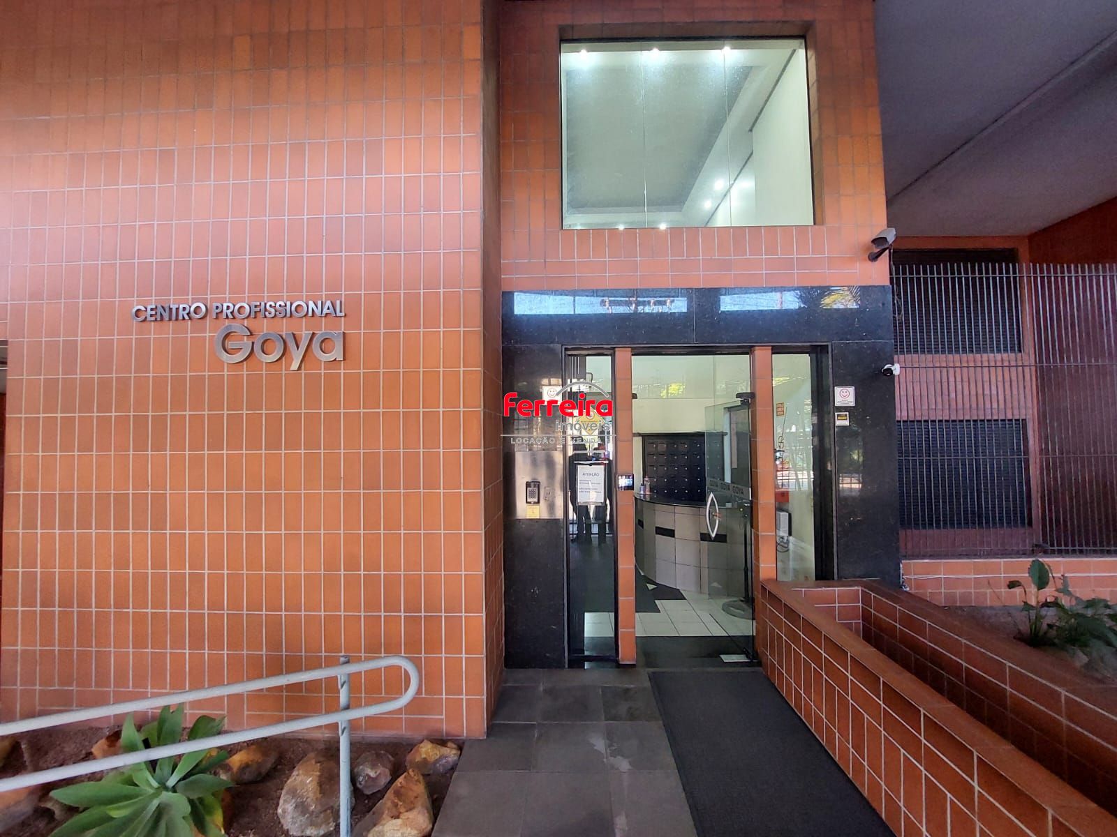 Sala Comercial, 1 sala, à venda, 61 m², Petrópolis - Porto Alegre — foto 2