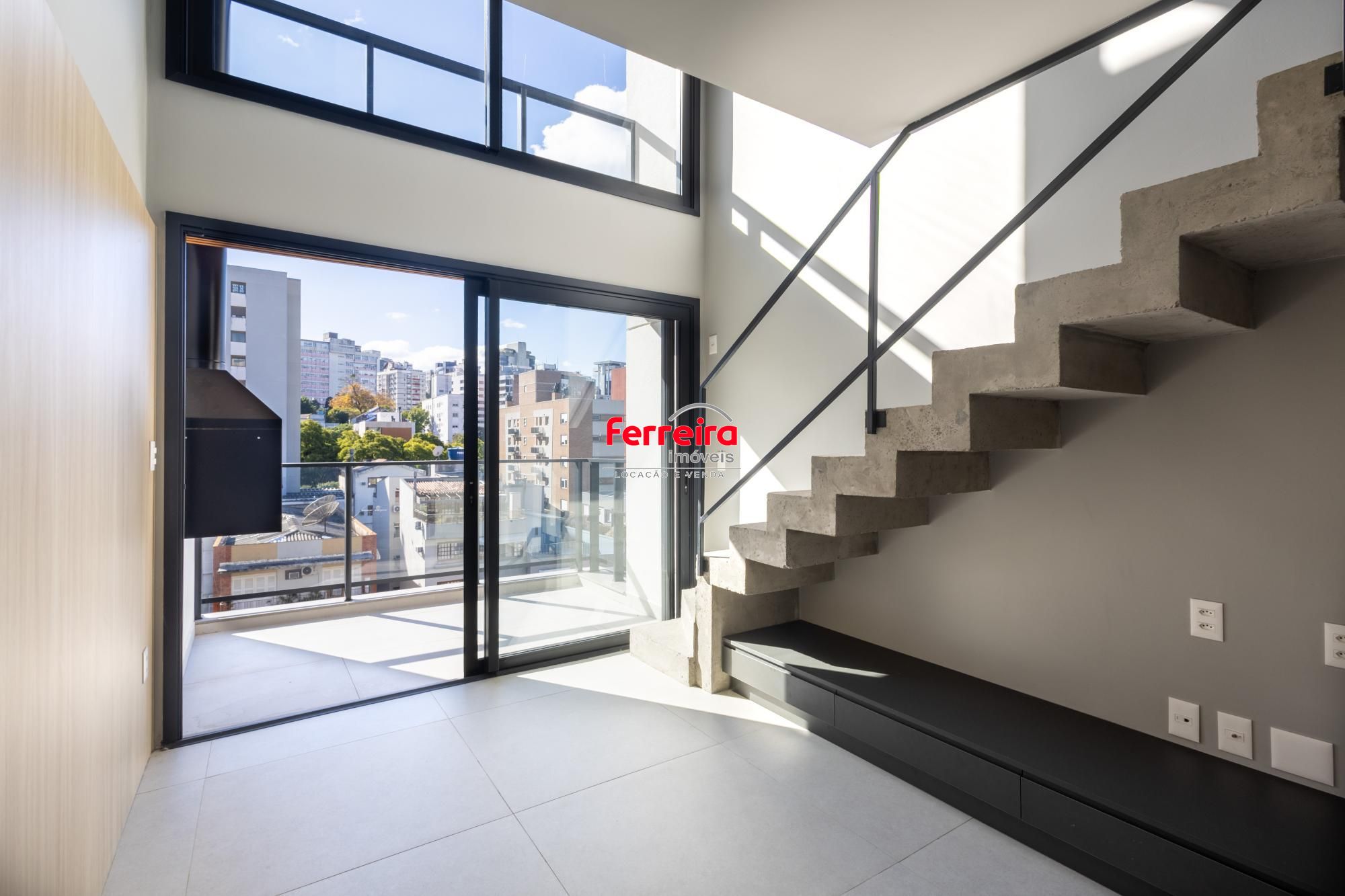 1 dormitório duplex | Bom Fim | Semi mobiliado