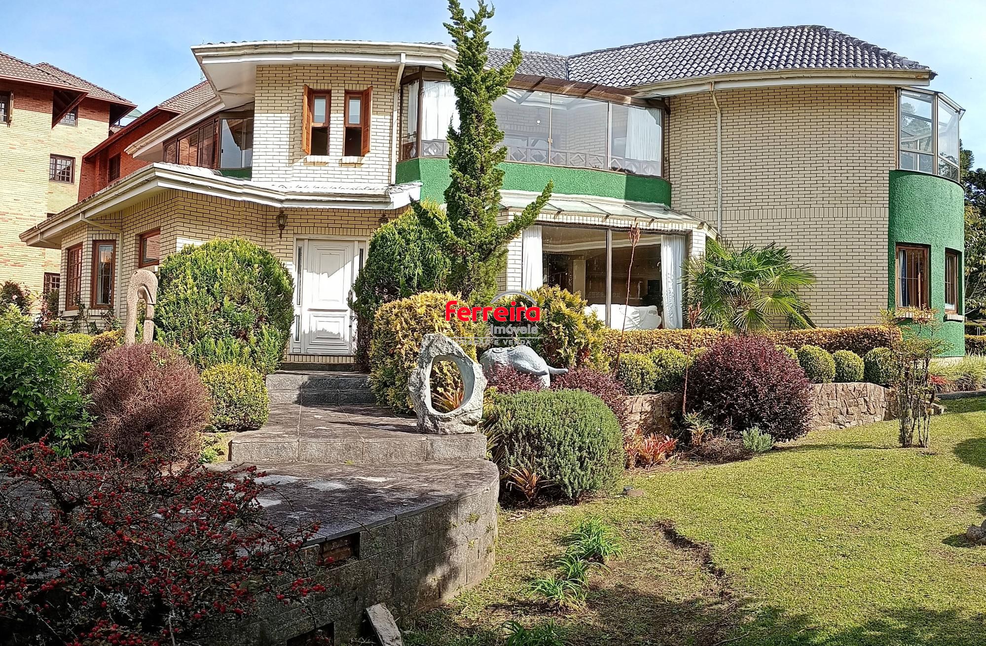 Casa em Canela, Alto Padrão, Mobiliada 390m2