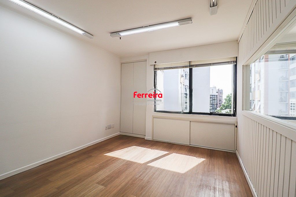 Sala Comercial, 3 salas, à venda, 67 m², Moinhos de Vento - Porto Alegre — foto 2