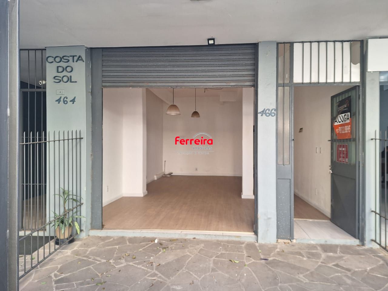 Excelente loja térreo na Rua Demétrio Ribeiro, Centro Historico, com 39,07 m2 de área privativa ,banheiro. R$190 mil