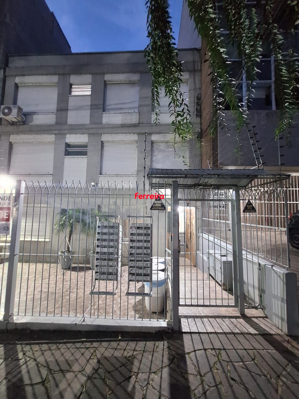 Apartamento, à venda, 25 m², Menino Deus - Porto Alegre — foto 2