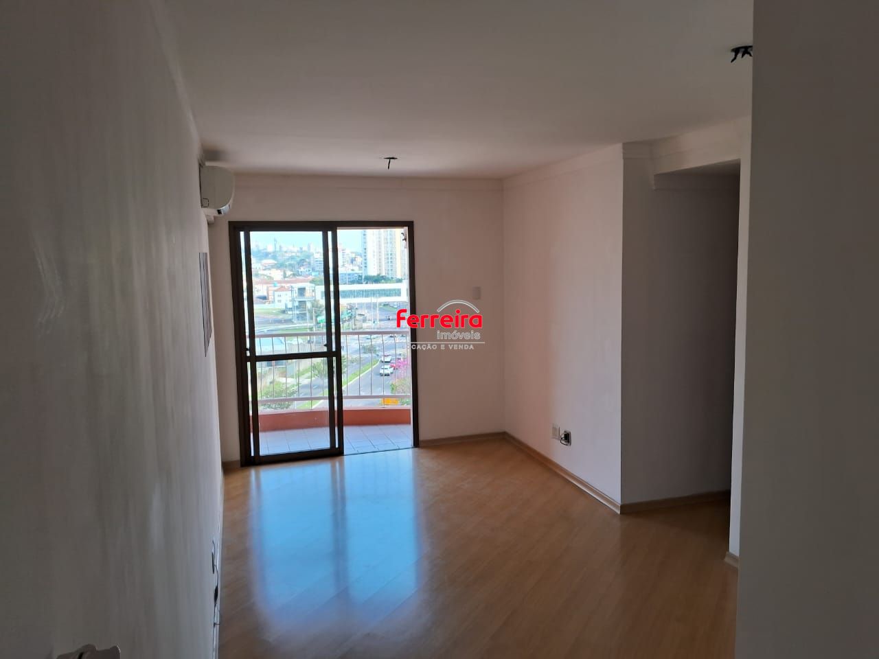 Apartamento de 03 quartos, com garagem e elevador no Bairro Cristo Redentor
