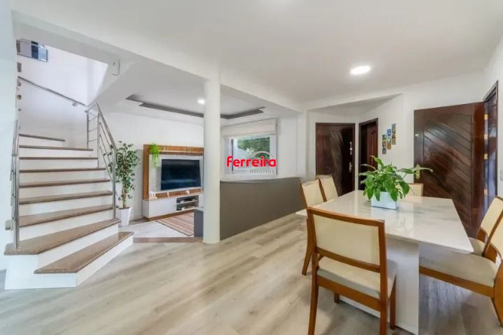 Casa 4 quartos com 233 m2